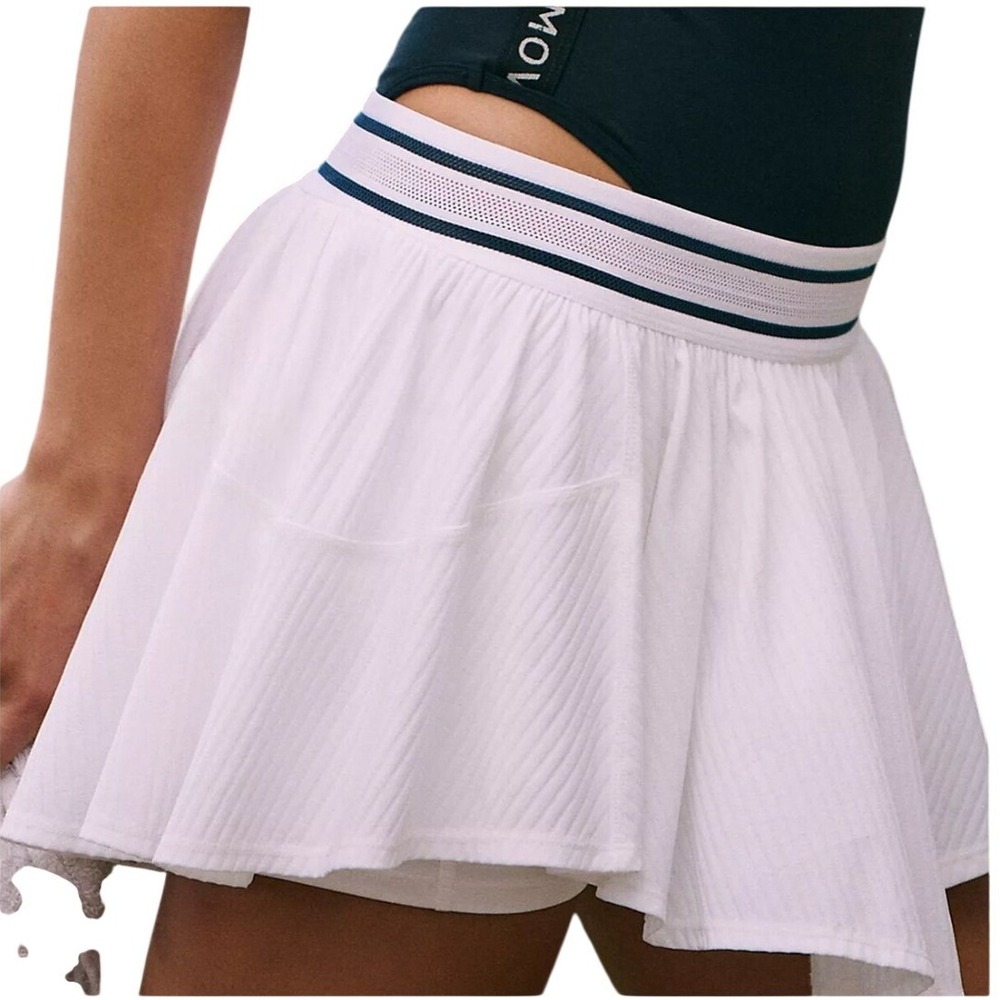 NWT FP MOVEMENT‎ by FREE PEOPLE Sultry Skort LARGE White Pleated